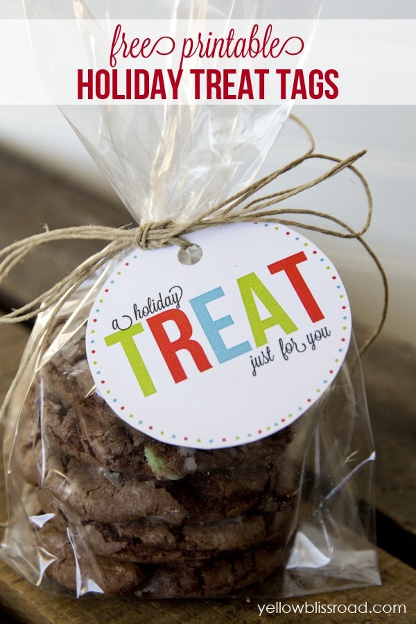Free Printable Holiday Labels - Treat Bags from Yellow Bliss Road