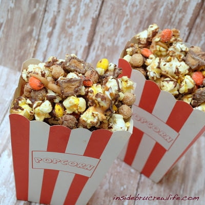 Popcorn containers with Reeses popcorn