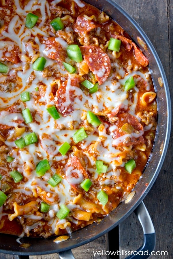 One Pot Pizza Pasta