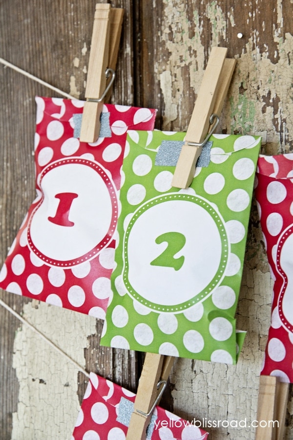 DIY Advent Calendar free printable in red and green.