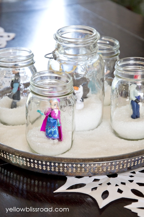 FROZEN centerpiece