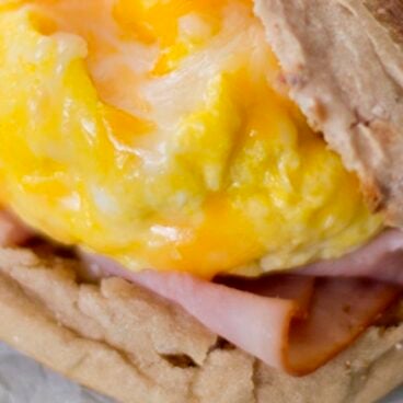 A close up of an egg sandwich