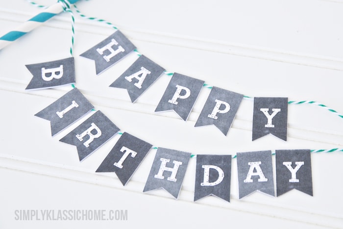Printable Chalkboard Letters Bunting - Add some charm to your cakes, cupcakes and pies with this free printable download from Simply Klassic!