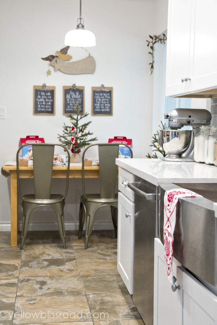 Christmas Kitchen and breakfast nook