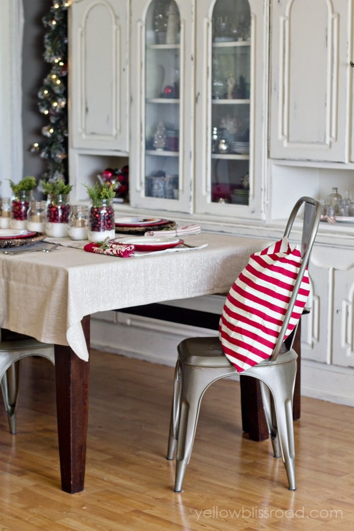 christmas dining room