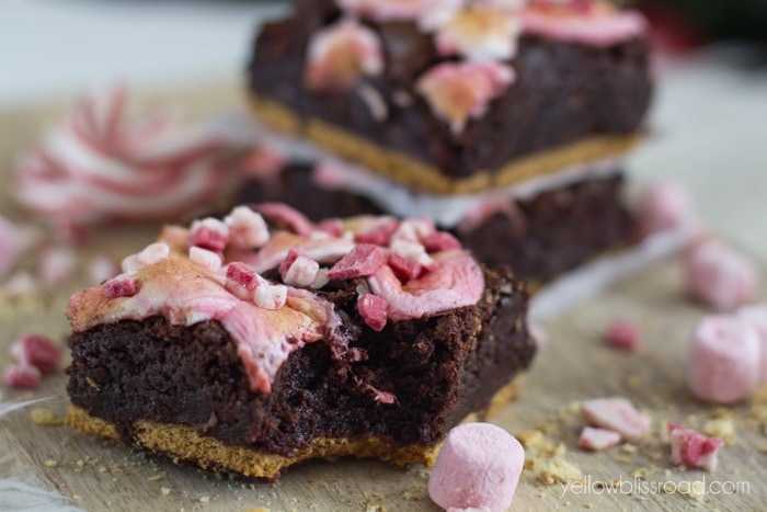 peppermint s’mores brownies