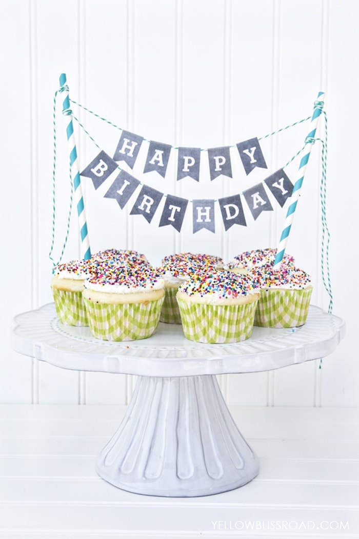 chalkboard printable alphabet bunting with cupcakes