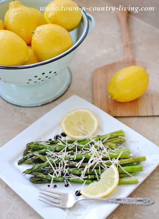 Balsamic Asparagus with Parmesan