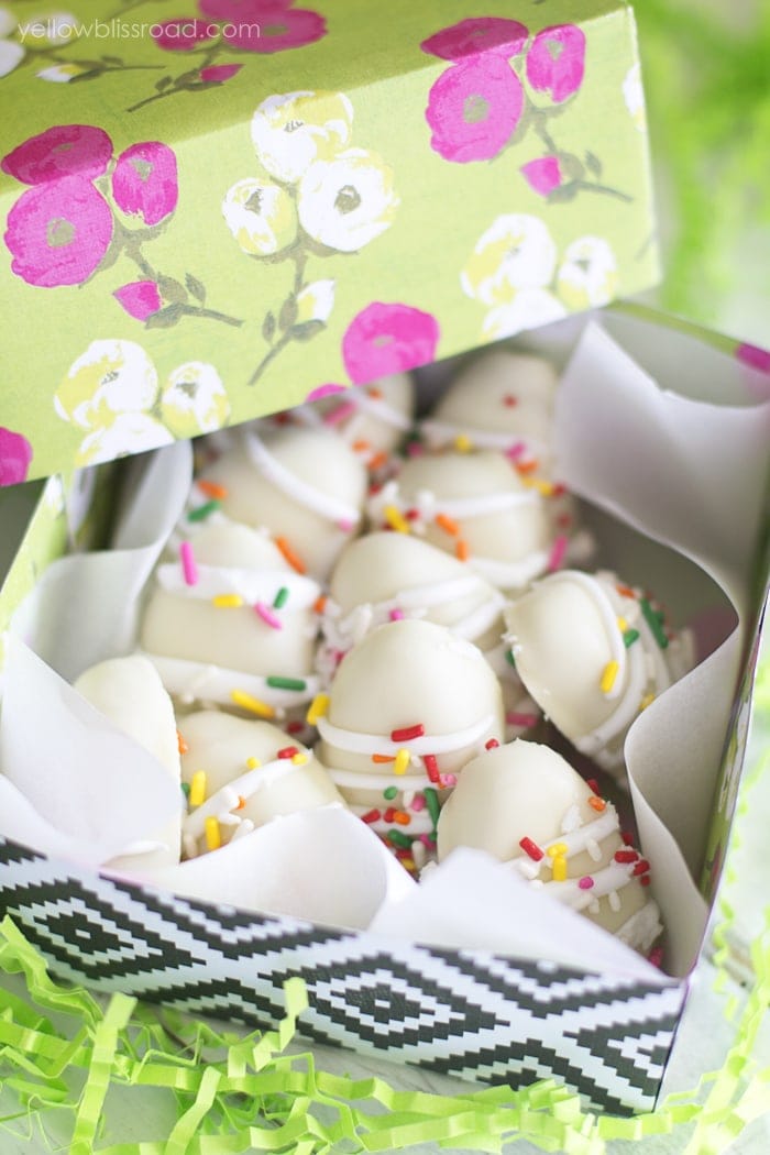 Decorated Reese's Peanut Butter Eggs Gift Box