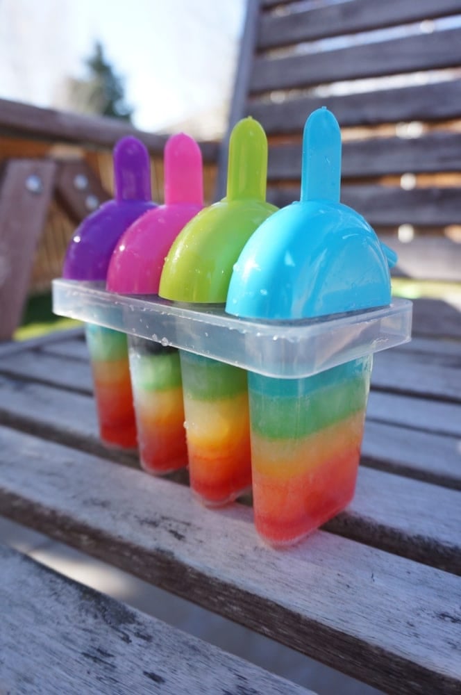 Rainbow_Jell-O_Popsicles - 10