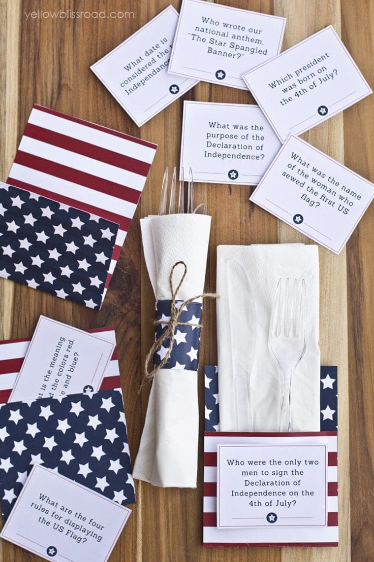 4th of July printables - Trivia cards and Utensil holders2