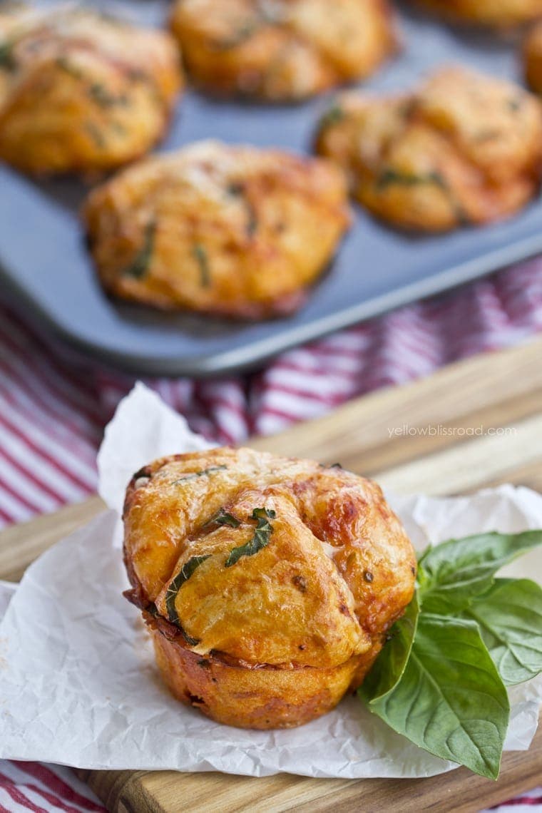 Tomato Basil Pizza Pull Apart Muffins