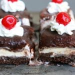Brownie bars with topping