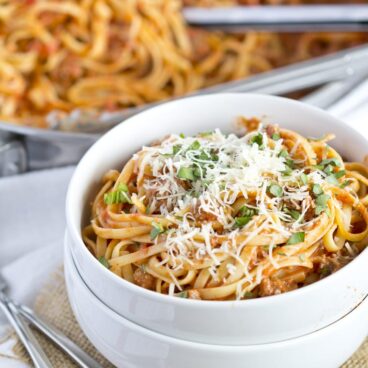 A bowl of Linguine and Sauce