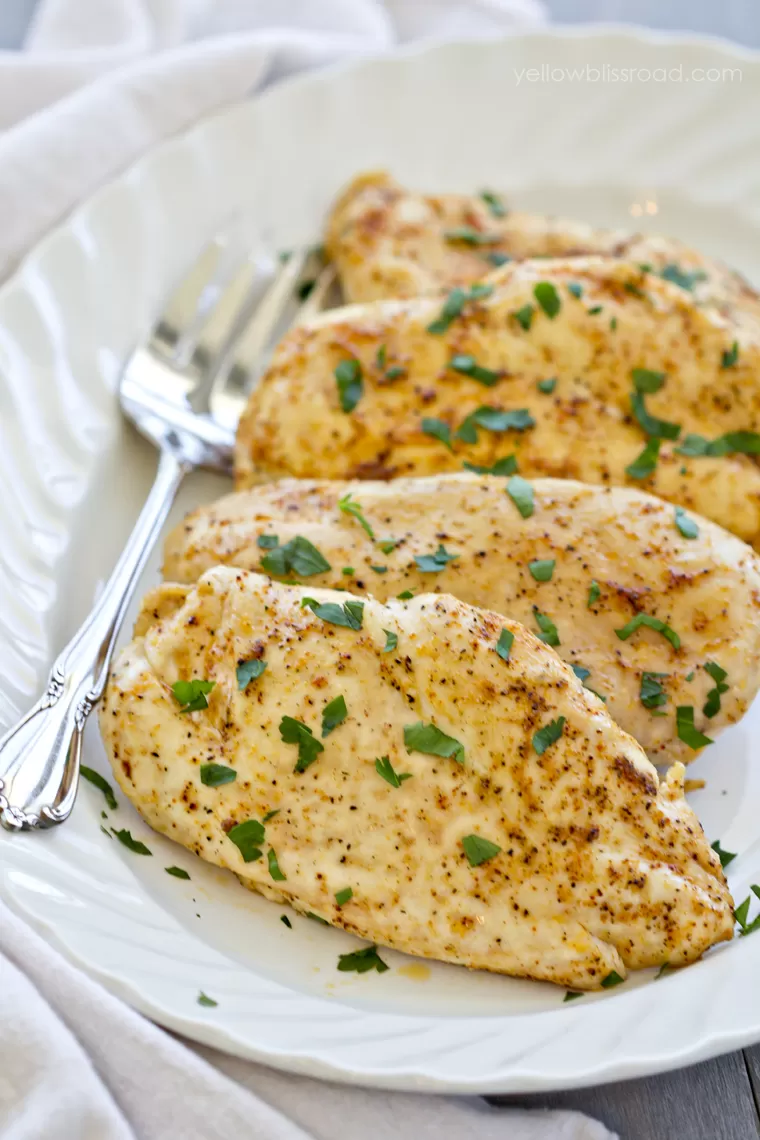 Baked Chicken Breasts, see more at http://homemaderecipes.com/quick-easy-meals/16-easy-chicken-breast-recipes/