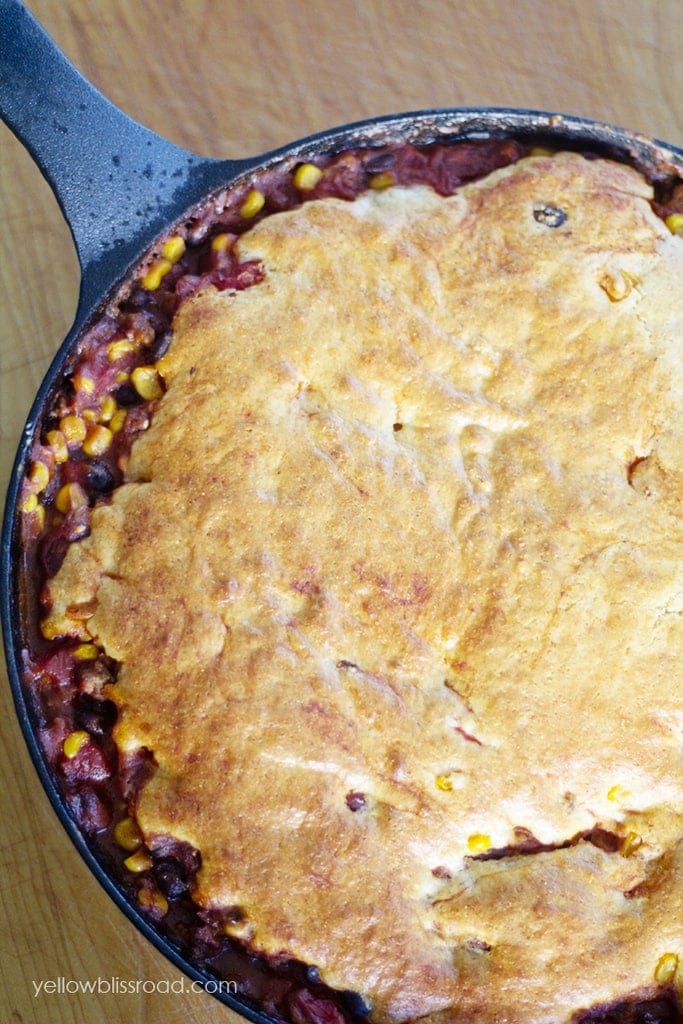 Skillet Chili and Cornbread