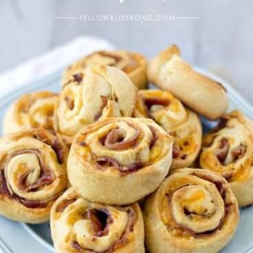 Social media image of bacon & cheddar pinwheels