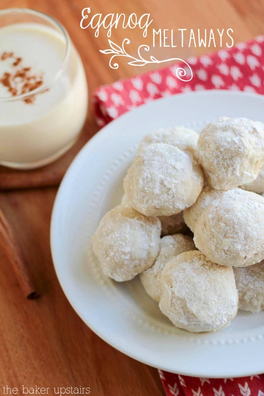 A plate of Cookies