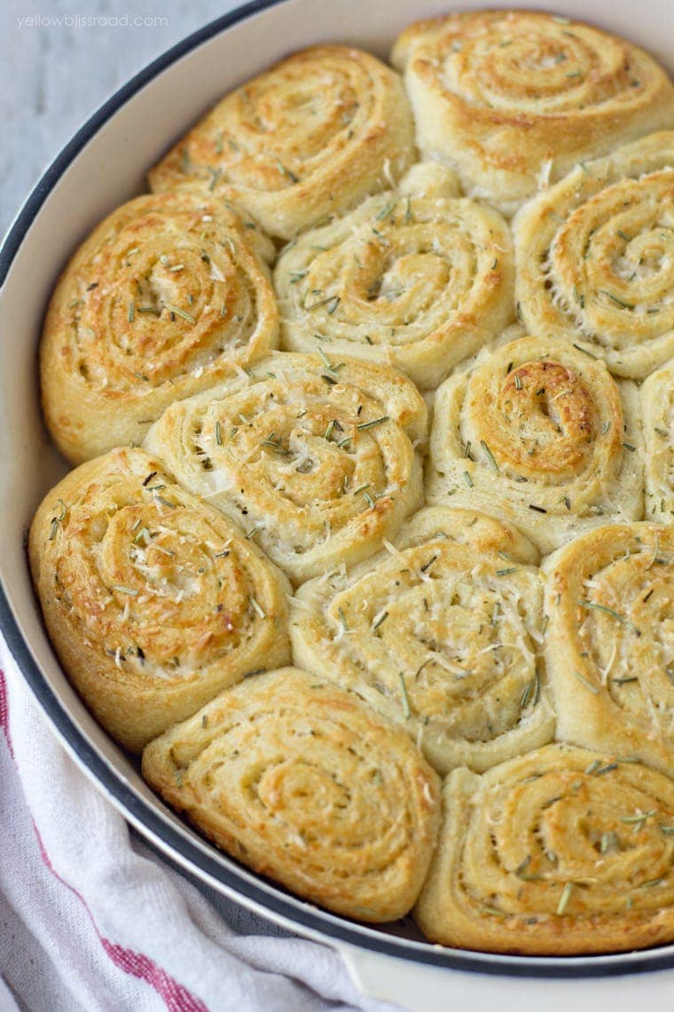 Rosemary Garlic Parmesan Dinner Rolls