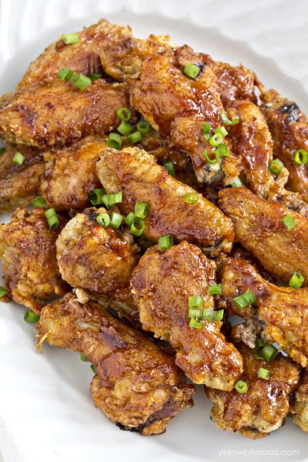 Crispy Baked Barbecue Chicken Wings | YellowBlissRoad.com