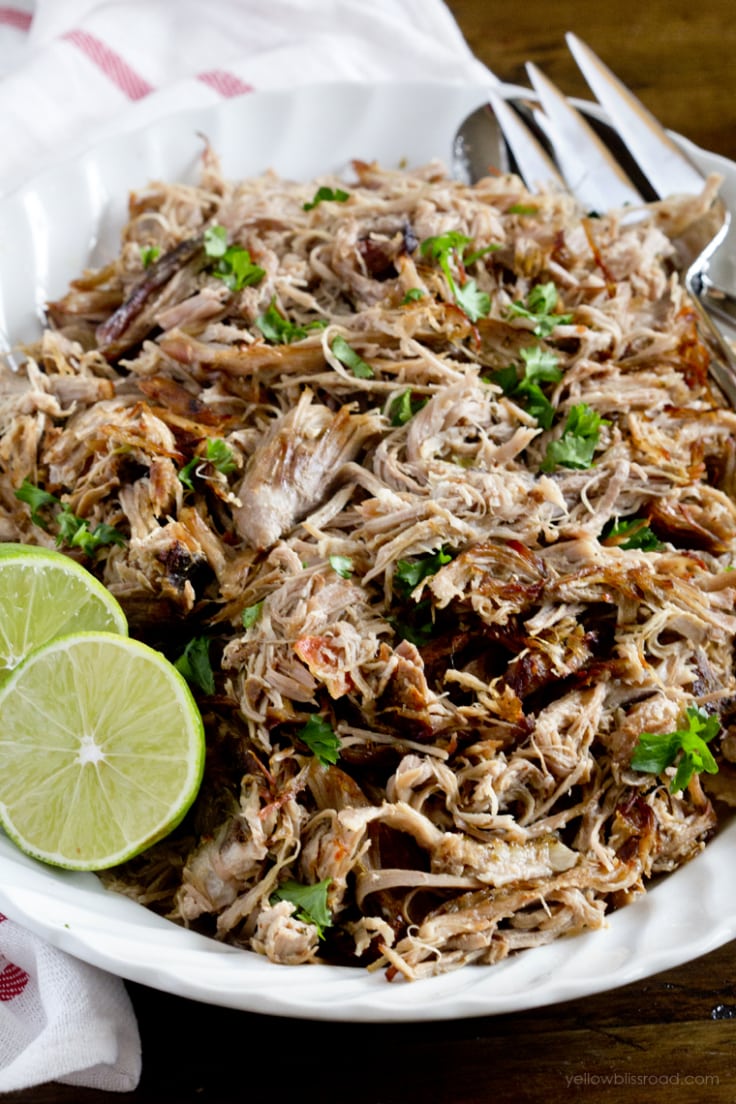 Slow Cooker Carnitas Recipe (Crockpot Carnitas)