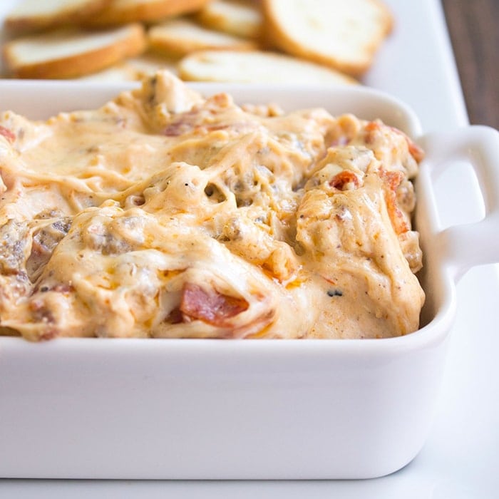 Slow Cooker Meat Lover's Pizza Dip Yellow Bliss Road