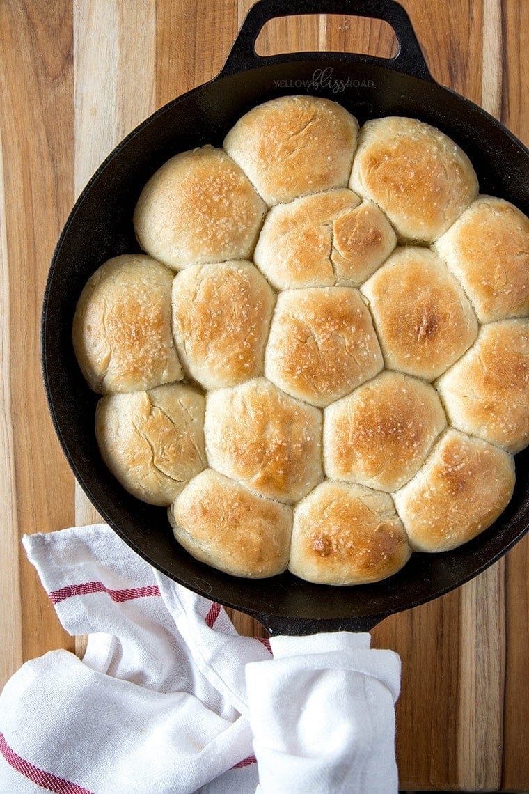 Fresh baked Homemade Dinner Rolls in a cast iron skillet.