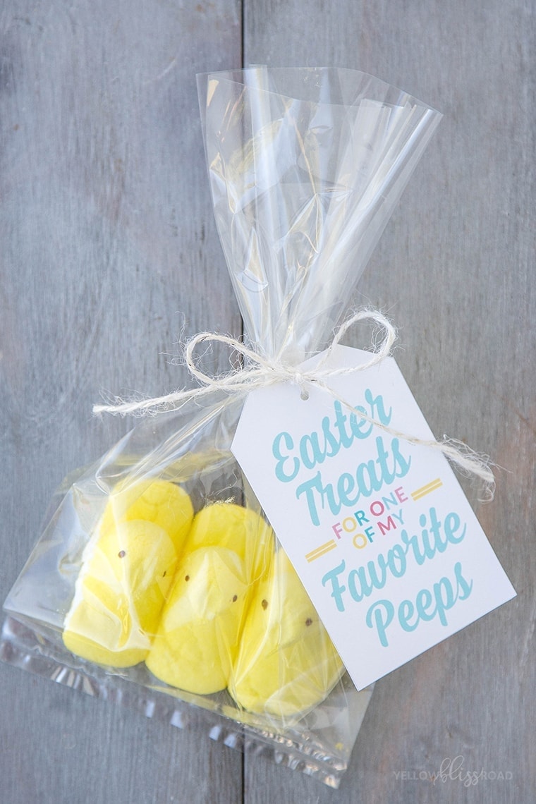 Free Printable Peeps Easter Gift Tags - Use these free printable gift tags to make sweet Easter gifts for your favorite Peeps! Perfect for neighbors, friends or classroom parties.