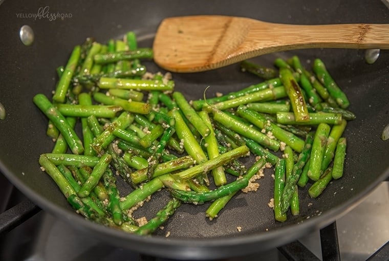 Chicken & Asparagus Stir Fry 1