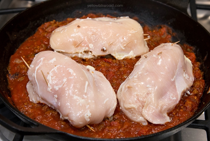Sausage Stuffed Chicken Breasts | YellowBlissRoad.com