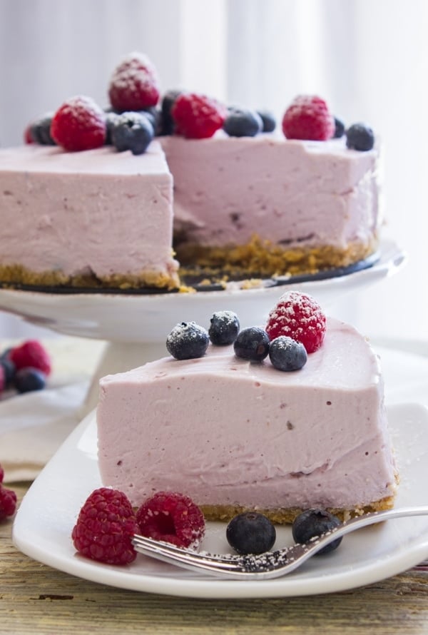 berry-greek-yogurt-pie-an italian in my kitchen