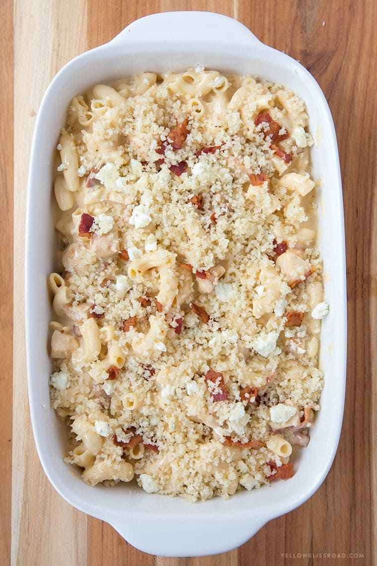 Chicken, Bacon and Blue Macaroni and Cheese - Ultra creamy, rich and flavorful with a 4-cheese sauce and Parmesan breadcrumb topping. The ultimate comfort food!