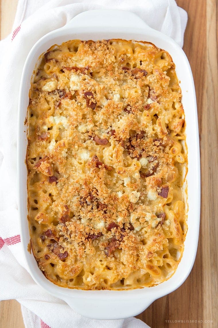 Chicken, Bacon and Blue Macaroni and Cheese - Ultra creamy, rich and flavorful with a 4-cheese sauce and Parmesan breadcrumb topping. The ultimate comfort food!