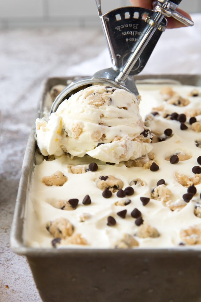 Chocolate Chip Cookie Dough Ice Cream - LMLDFood