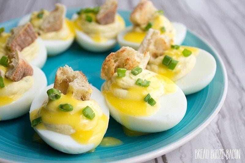 Deviled Eggs Benedict - The best brunch and appetizers food combined into one awesome snack!