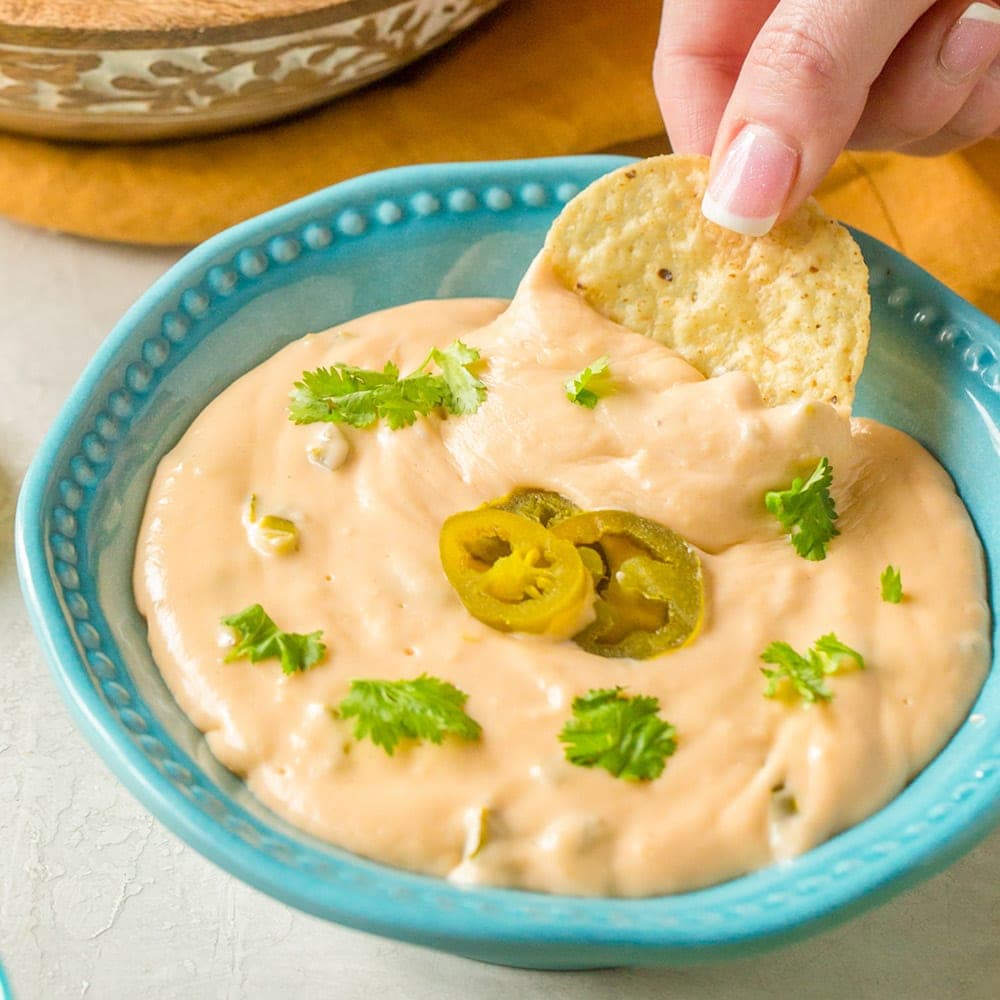 Featured image of post Easiest Way to Make Spicy Cheese Dip For Chips