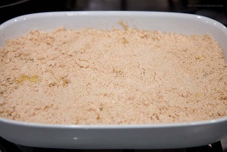 Pineapple Cobbler - a Hawaiian inspired dessert straight from Disney's Aulani Resort!