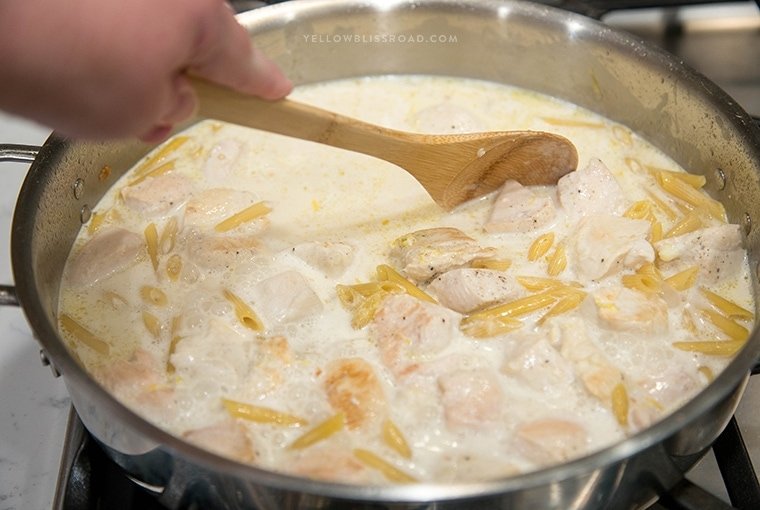 One Pan Creamy Lemon Chicken Picatta Pasta - Tender chicken and pasta are coated with a luscious lemony cream sauce with capers. Easy weeknight dinner that's classy enough for company.