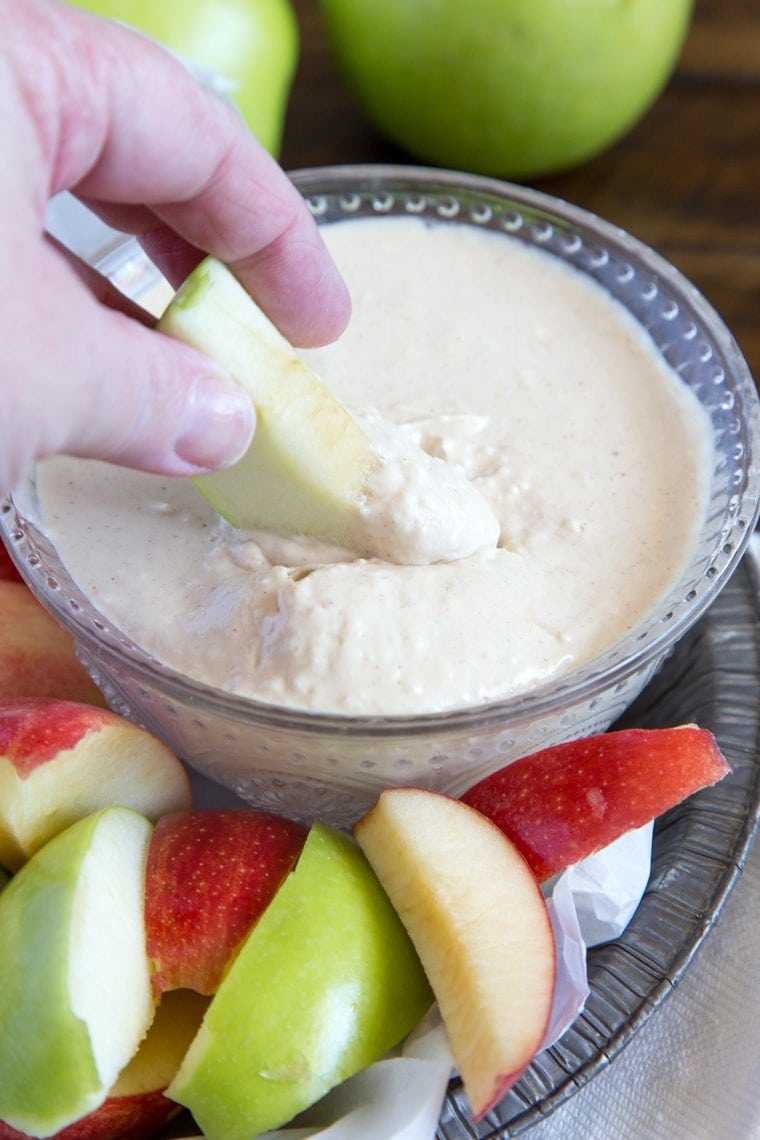 cinnamon-caramel-apple-dip-12-of-3