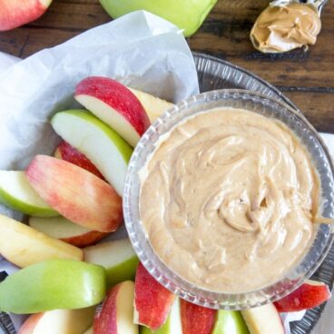 Creamy Peanut Butter Fruit Dip - Delicious, protein packed dessert dip that goes great with fresh fruit, pretzels, crackers and more. Kid friendly after school snack too.