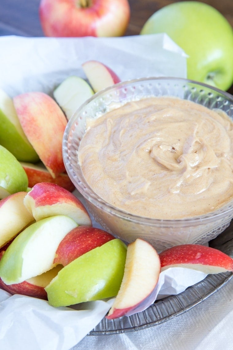 Creamy Peanut Butter Fruit Dip - Delicious, protein packed dessert dip that goes great with fresh fruit, pretzels, crackers and more. Kid friendly after school snack too.