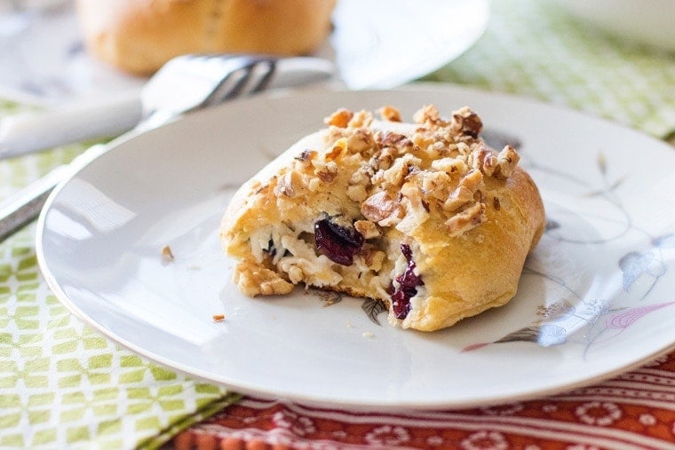 cranberry chicken puffs