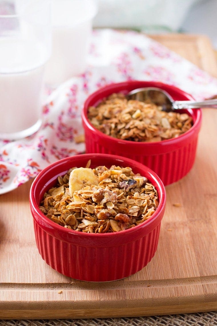 Banana Crunch Granola. Tastes just like banana bread! Get a healthy breakfast full of fiber, with half the sugar of regular granola!