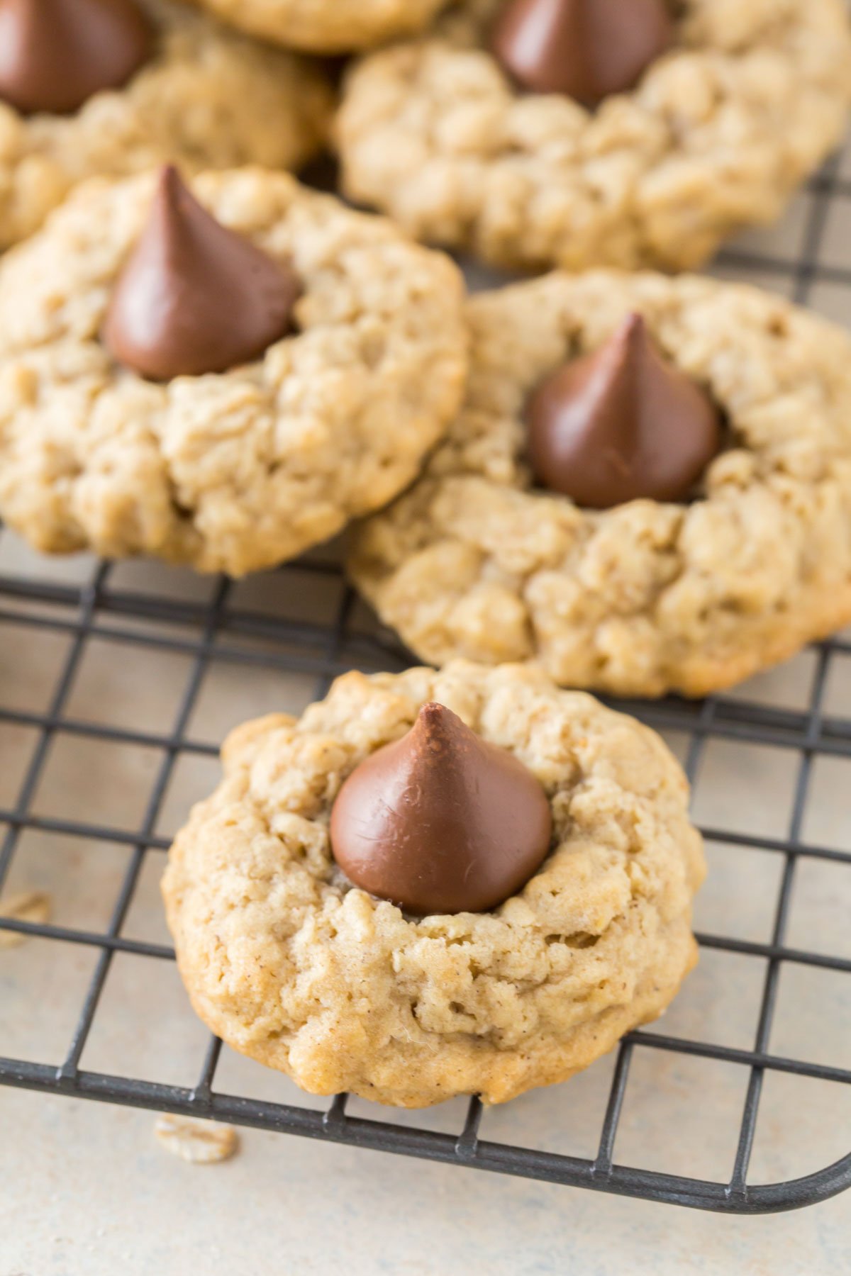 oatmeal cookies, black wire rack, hershey kisses