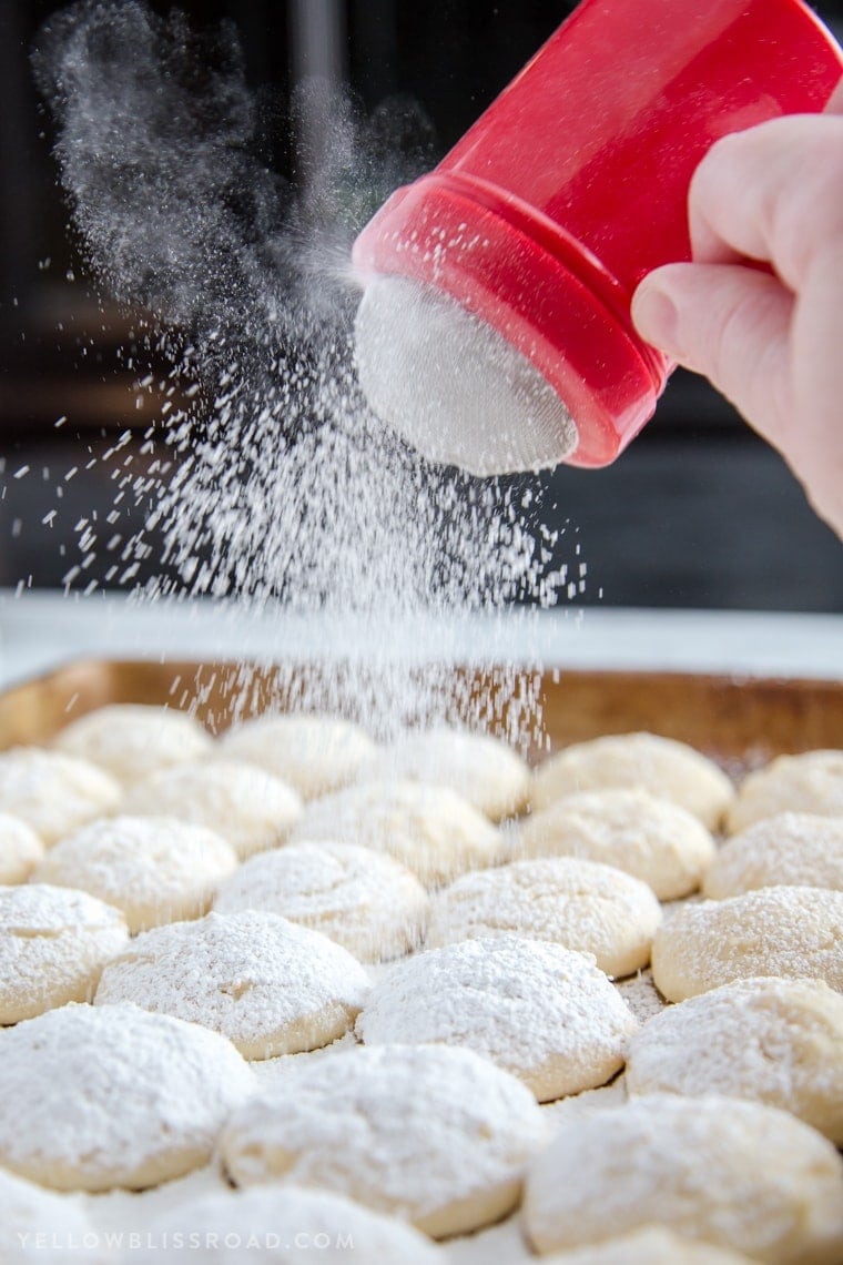 A close up of cheesecake cookies