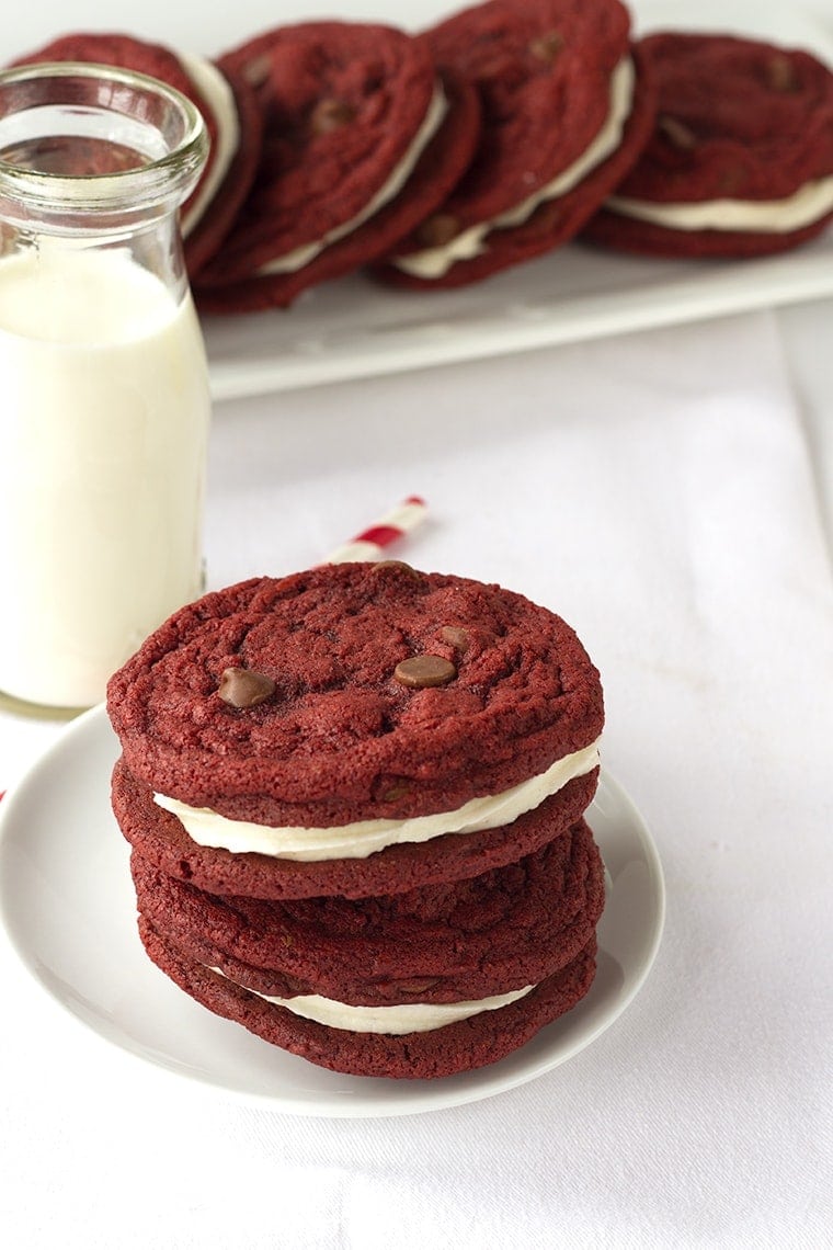 Red Velvet Sandwich Cookies - a yummy Valentine's Day Treat!