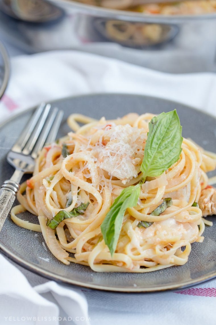 One Pan Tomato Basil Chicken Linguine - A quick and easy pasta dish that's ready in 20 minutes.; a delicious weeknight meal.