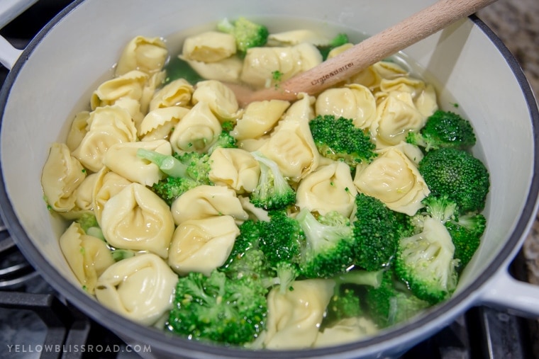Broccoli Tortellini Alfredo comes together in just 15 minutes - It's great option when you need to get dinner on the table in a hurry.