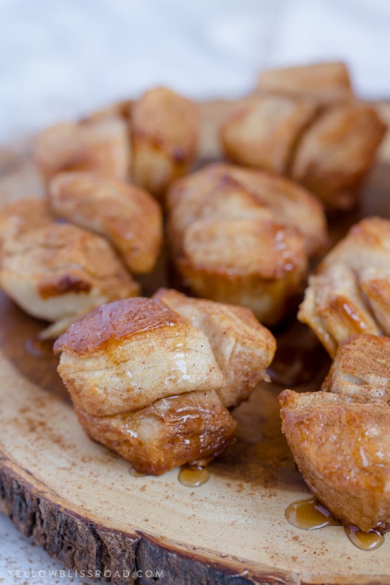 These Monkey Bread Muffins are a sweet breakfast treat that will go perfect with your morning coffee. Easy to make, and even easier to enjoy! #ad