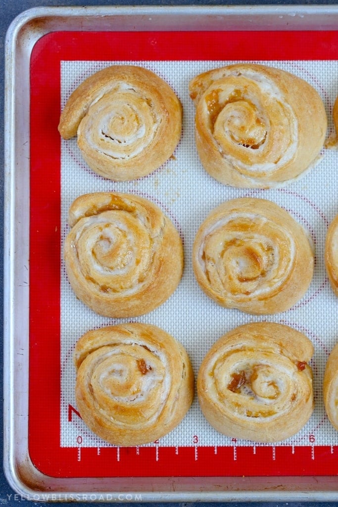 This Apricot Cream Cheese Danish is the perfect springtime treat or snack from Mother's Day brunch to afternoon tea.